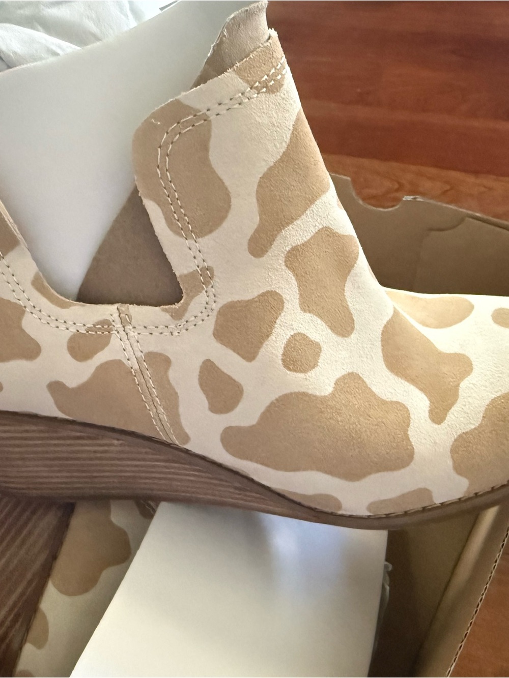 Toms Tan and Cream Suede Ankle Booties